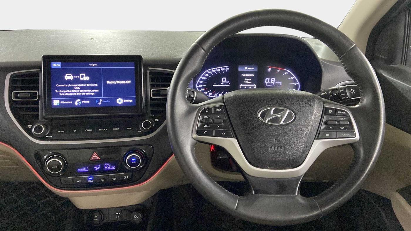 2020 Hyundai Verna SX 1.5 VTVT, Petrol, Manual, 43,734 km, Steering Wheel Close Up