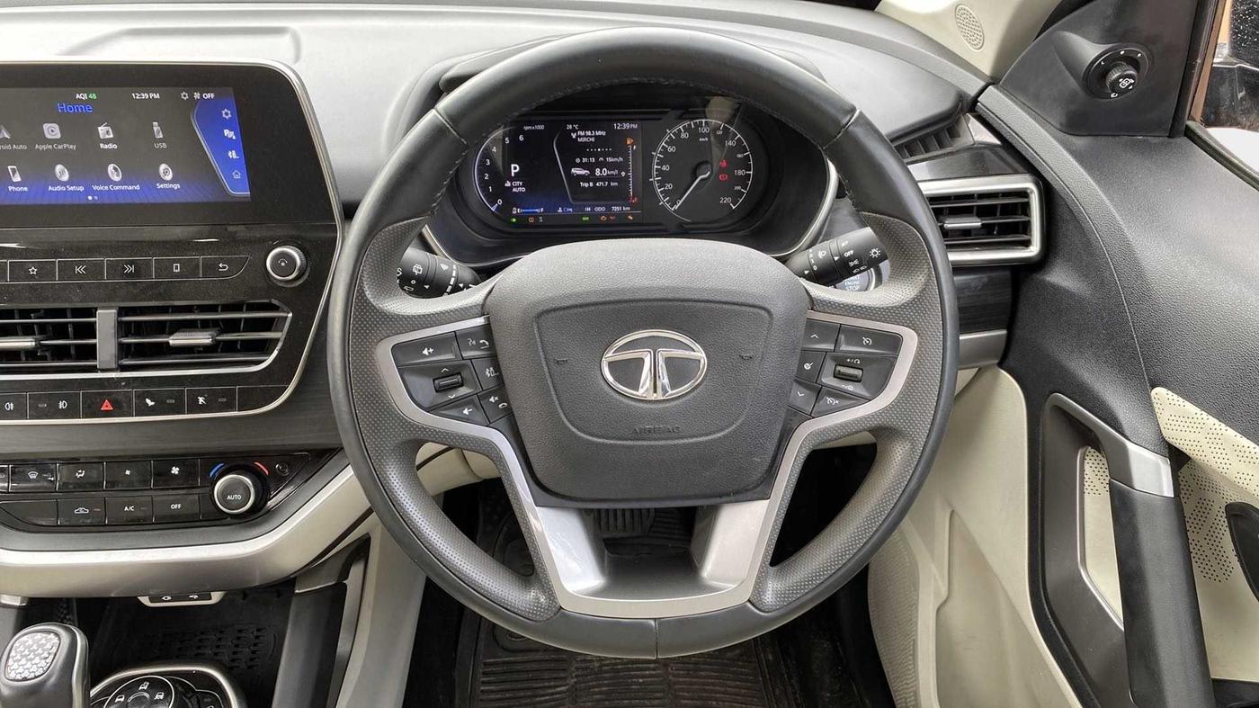 2022 Tata Safari XZA PLUS 6S, Diesel, Automatic, 7,228 km, Steering Wheel Close Up