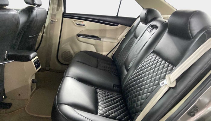 2019 Maruti Ciaz DELTA 1.5 SHVS MT PETROL, Petrol, Manual, 33,035 km, Right Side Rear Door Cabin