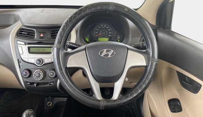 2017 Hyundai Eon ERA PLUS (O), Petrol, Manual, 15,669 km, Steering Wheel Close Up