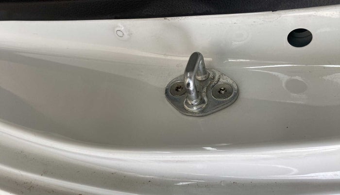 2017 Hyundai Eon ERA PLUS (O), Petrol, Manual, 15,669 km, Left C pillar - Minor scratches