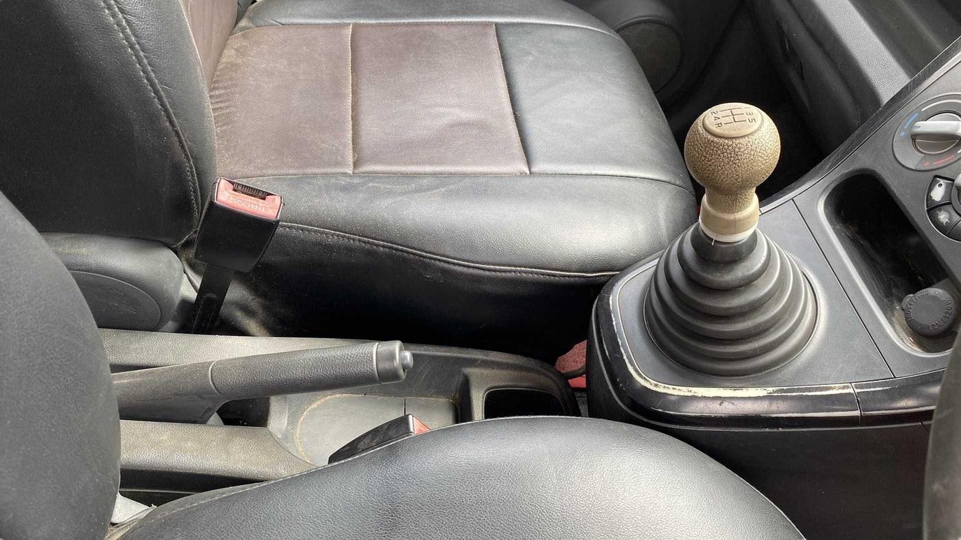 2011 Maruti Ritz LXI, Petrol, Manual, 96,609 km, Gear Lever