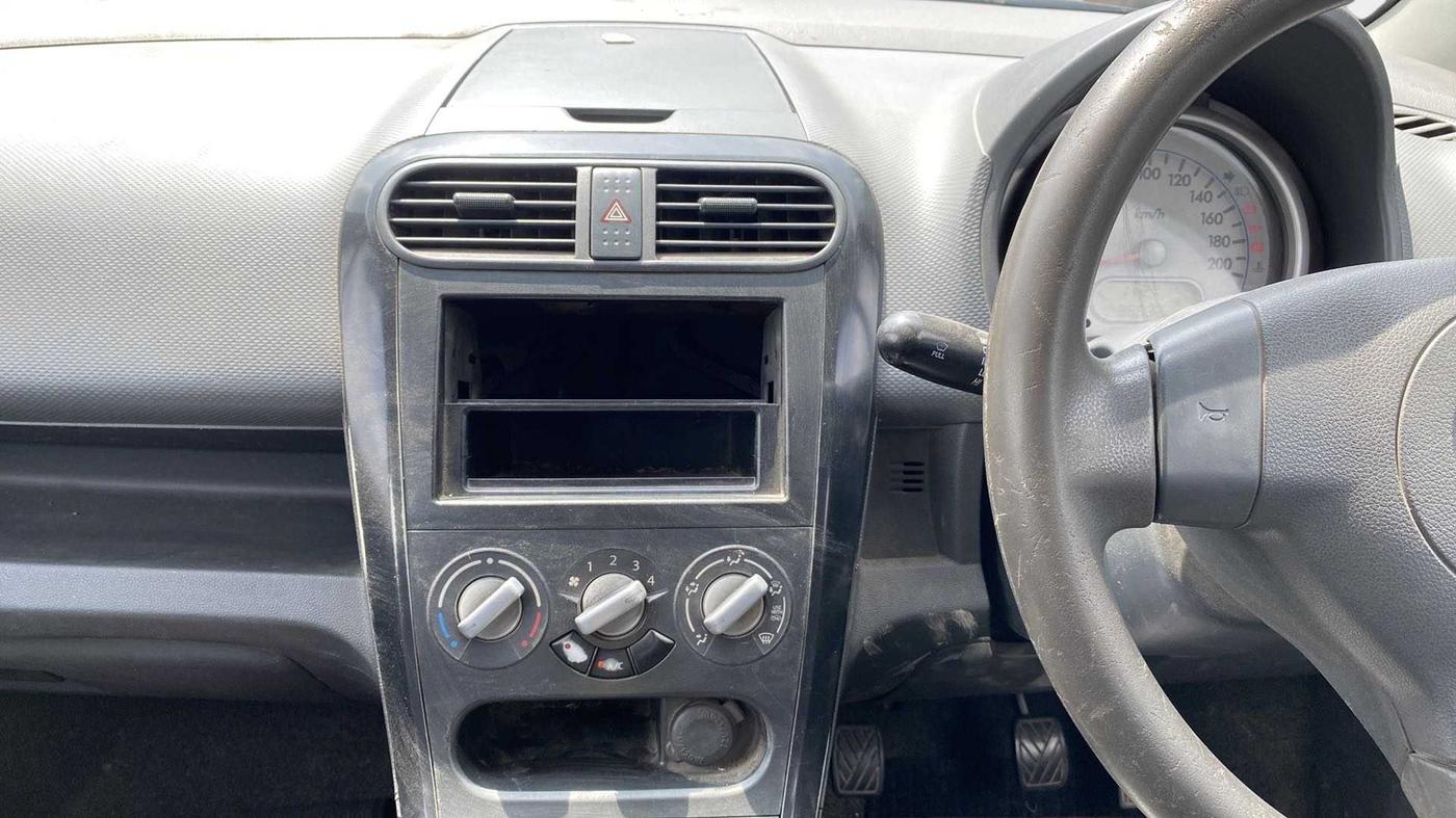 2011 Maruti Ritz LXI, Petrol, Manual, 96,609 km, Air Conditioner