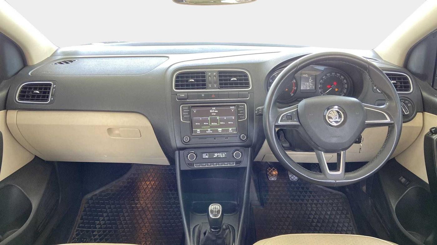 2019 Skoda Rapid STYLE 1.6 MPI, Petrol, Manual, 47,901 km, Dashboard