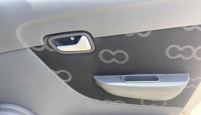 2014 Maruti Alto 800 LXI, Petrol, Manual, 5,050 km, Driver Side Door Panels Control