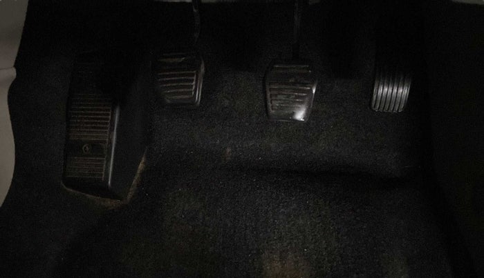 2021 Mahindra Scorpio S5, Diesel, Manual, 52,722 km, Pedals