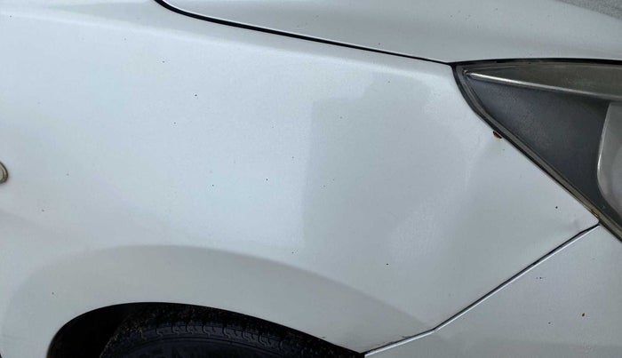 2016 Maruti Celerio VXI, Petrol, Manual, 1,24,009 km, Right fender - Slight discoloration