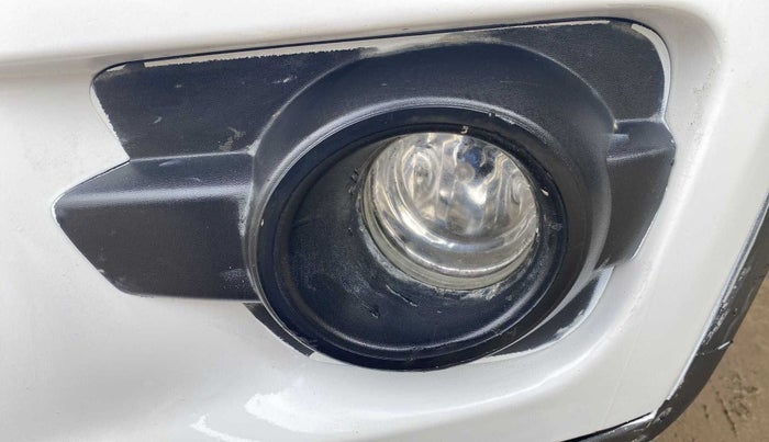 2016 Renault Kwid RXL, Petrol, Manual, 68,292 km, Left fog light - Not working
