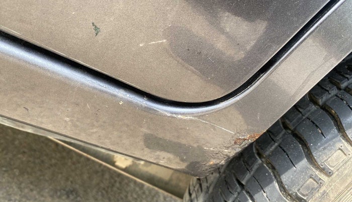 2016 Maruti Alto 800 LXI, Petrol, Manual, 57,796 km, Left running board - Minor scratches