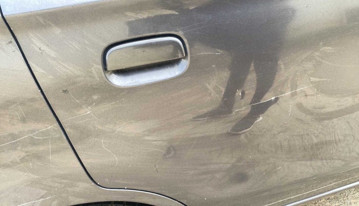 2016 Maruti Alto 800 LXI, Petrol, Manual, 57,796 km, Right rear door - Minor scratches