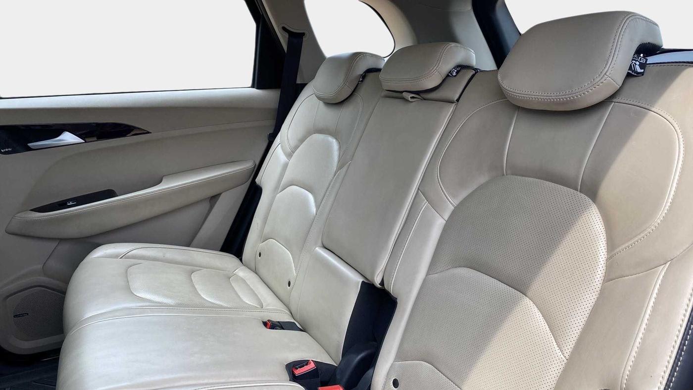 2022 MG HECTOR SHARP 1.5 PETROL CVT, Petrol, Automatic, 10,413 km, Right Side Rear Door Cabin