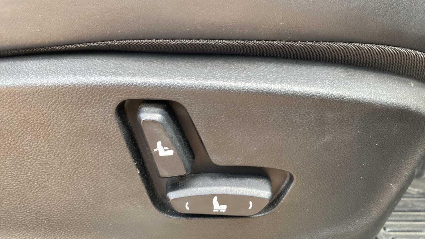 2022 MG HECTOR SHARP 1.5 PETROL CVT, Petrol, Automatic, 10,413 km, Driver Side Adjustment Panel