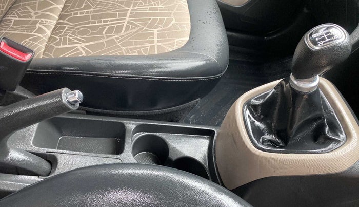 2019 Hyundai Grand i10 SPORTZ 1.2 KAPPA VTVT, Petrol, Manual, 50,381 km, Gear Lever