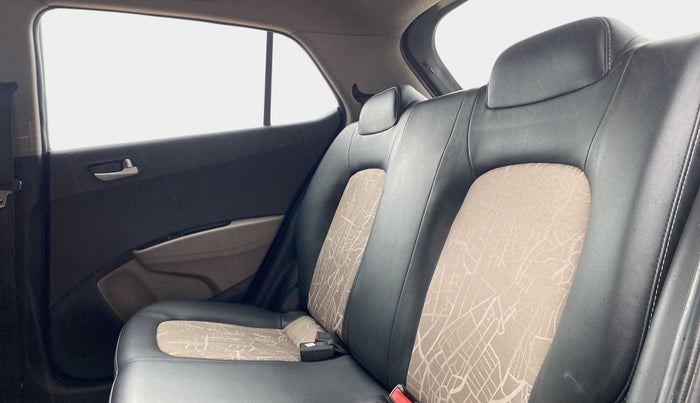 2019 Hyundai Grand i10 SPORTZ 1.2 KAPPA VTVT, Petrol, Manual, 50,381 km, Right Side Rear Door Cabin