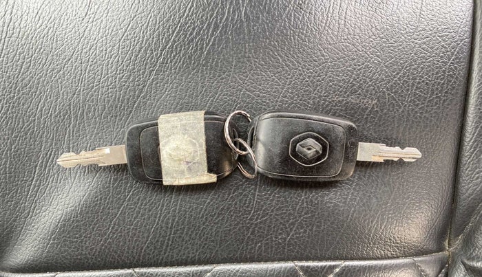 2017 Renault Duster 110 PS RXZ DIESEL, Diesel, Manual, 75,744 km, Key Close Up