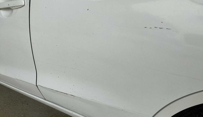 2014 Honda Amaze 1.2L I-VTEC SX, Petrol, Manual, 1,18,976 km, Right rear door - Minor scratches
