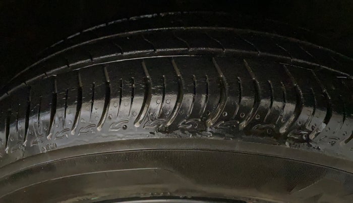 2023 Maruti New Wagon-R ZXI PLUS 1.2, Petrol, Manual, 29,506 km, Right Front Tyre Tread