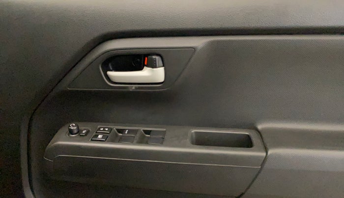 2023 Maruti New Wagon-R ZXI PLUS 1.2, Petrol, Manual, 29,506 km, Driver Side Door Panels Control