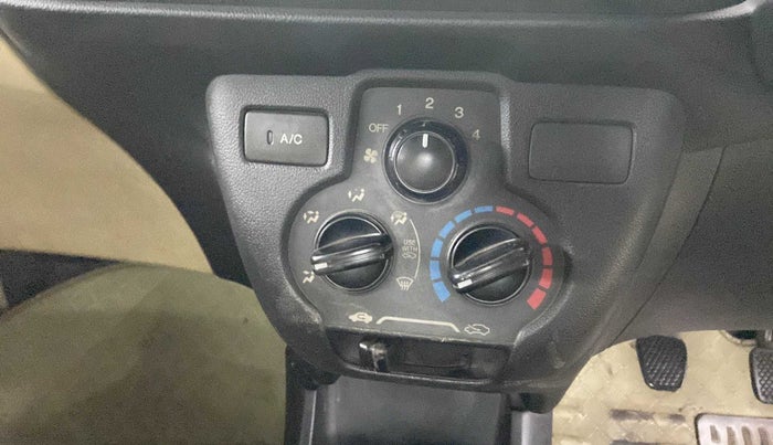 2016 Honda Brio E MT, Petrol, Manual, 23,919 km, AC Unit - Directional switch has minor damage