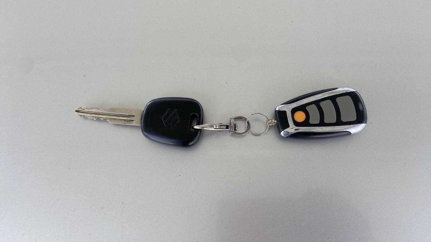 2013 Maruti Alto 800 LXI, Petrol, Manual, 78,476 km, Key Close Up