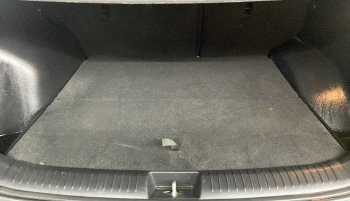 2018 Hyundai Creta SX AT 1.6 PETROL, Petrol, Automatic, 36,229 km, Boot Inside
