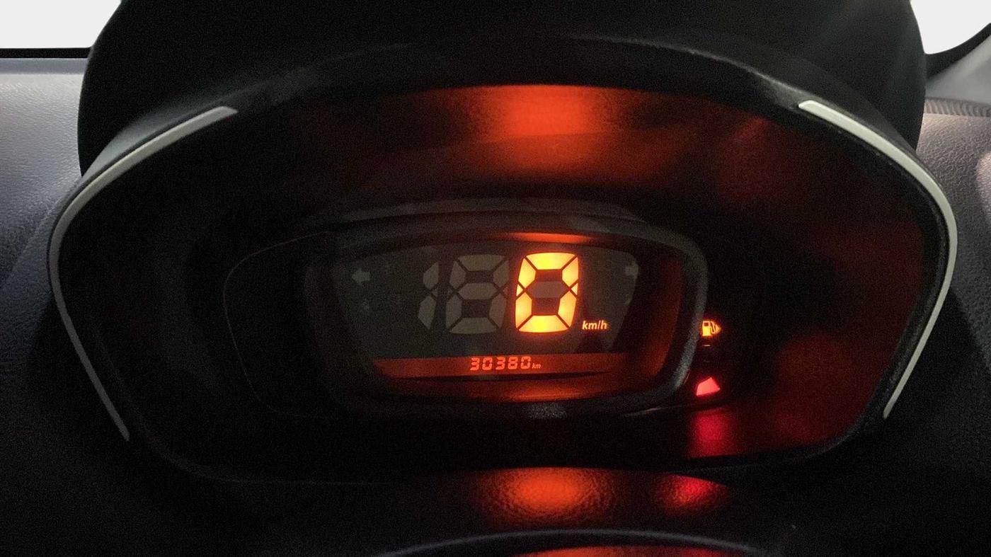 2019 Renault Kwid RXL, Petrol, Manual, 30,584 km, Odometer Image