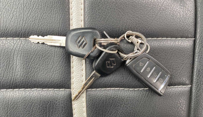 2013 Maruti Alto 800 LXI, Petrol, Manual, 79,068 km, Key Close Up