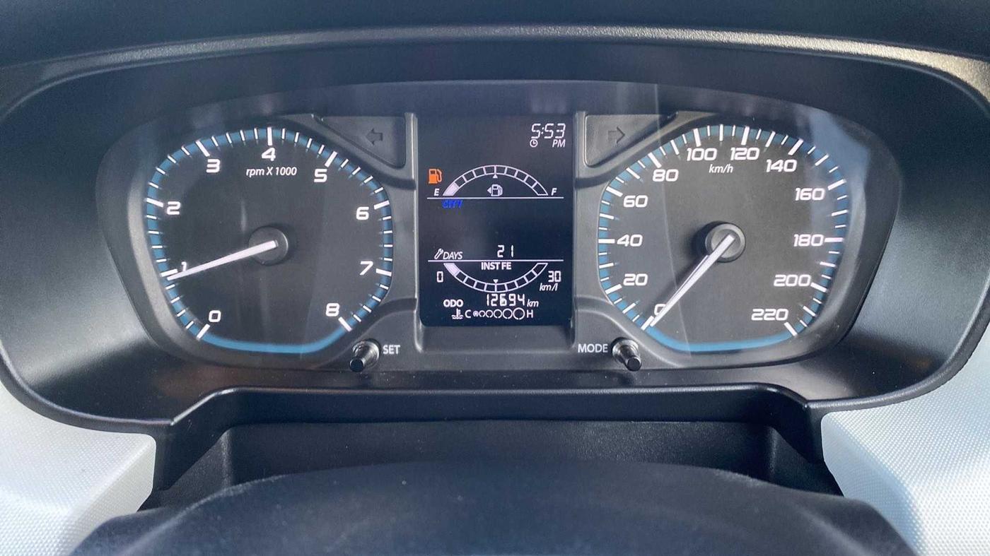 2022 Tata PUNCH ACCOMPLISHED MT, Petrol, Manual, 12,676 km, Odometer Image