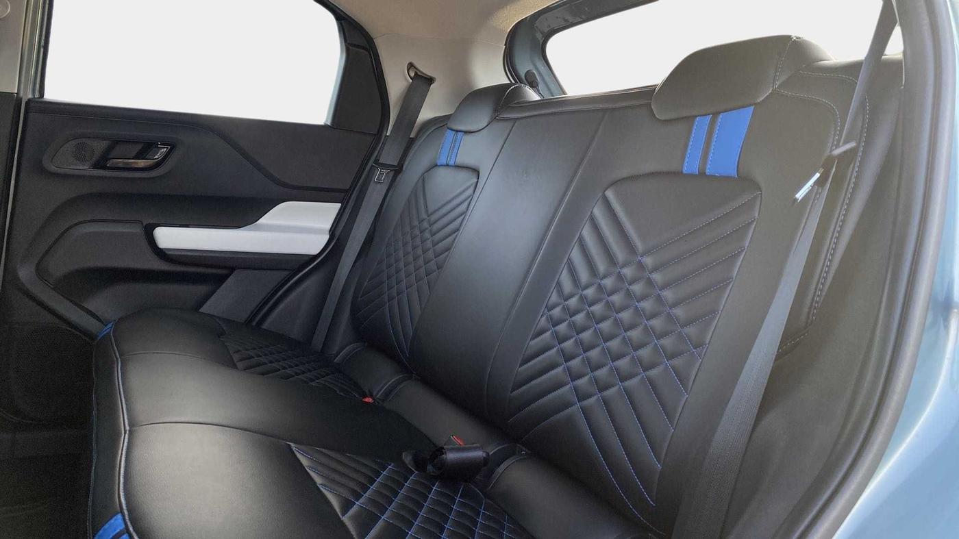 2022 Tata PUNCH ACCOMPLISHED MT, Petrol, Manual, 12,676 km, Right Side Rear Door Cabin