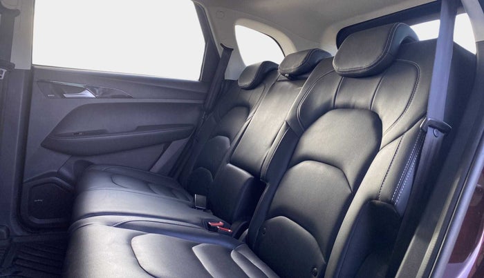 2019 MG HECTOR SHARP 1.5 DCT PETROL, Petrol, Automatic, 60,865 km, Right Side Rear Door Cabin