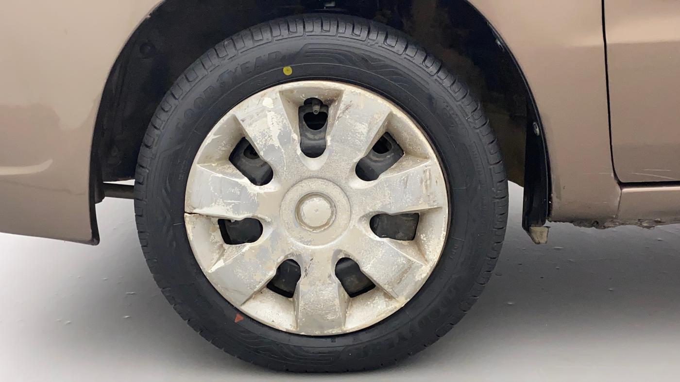 2010 Maruti Zen Estilo VXI, Petrol, Manual, 1,10,023 km, Left Front Wheel