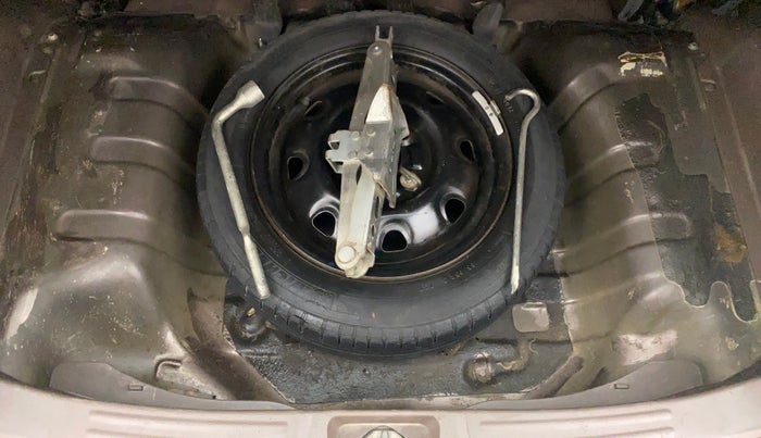 2010 Maruti Zen Estilo VXI, Petrol, Manual, 1,10,023 km, Spare Tyre