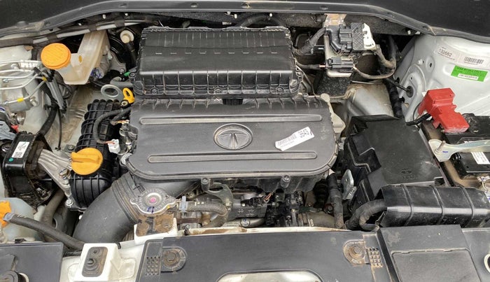 2022 Tata PUNCH CREATIVE AMT 1.2 RTN DUAL TONE, Petrol, Automatic, 6,622 km, Open Bonet