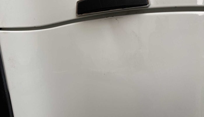 2022 Tata PUNCH CREATIVE AMT 1.2 RTN DUAL TONE, Petrol, Automatic, 6,622 km, Rear left door - Slightly dented