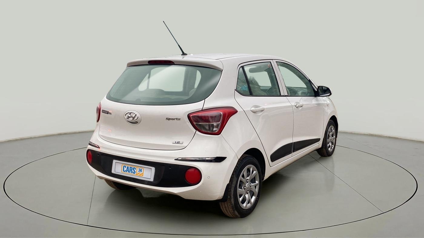 2017 Hyundai Grand i10 SPORTZ 1.2 KAPPA VTVT, Petrol, Manual, 23,538 km, Right Back Diagonal