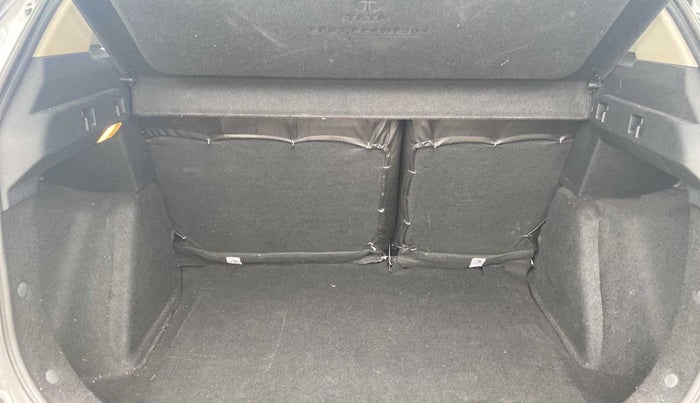2018 Tata NEXON XZA PLUS PETROL, Petrol, Automatic, 38,056 km, Boot Inside