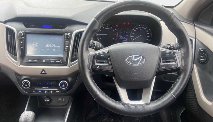 2016 Hyundai Creta SX PLUS 1.6 PETROL, Petrol, Manual, 53,031 km, Steering Wheel Close Up