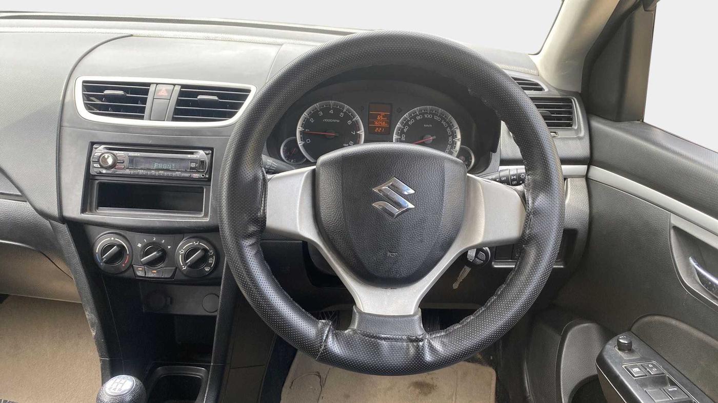 2012 Maruti Swift VXI, Petrol, Manual, 76,043 km, Steering Wheel Close Up