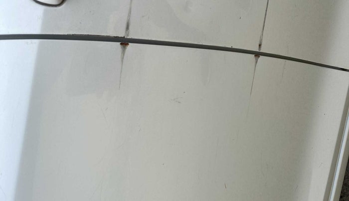 2012 Maruti Swift VXI, Petrol, Manual, 76,043 km, Right rear door - Slightly dented