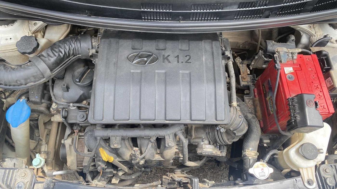2017 Hyundai Xcent E+, Petrol, Manual, 94,112 km, Open Bonet