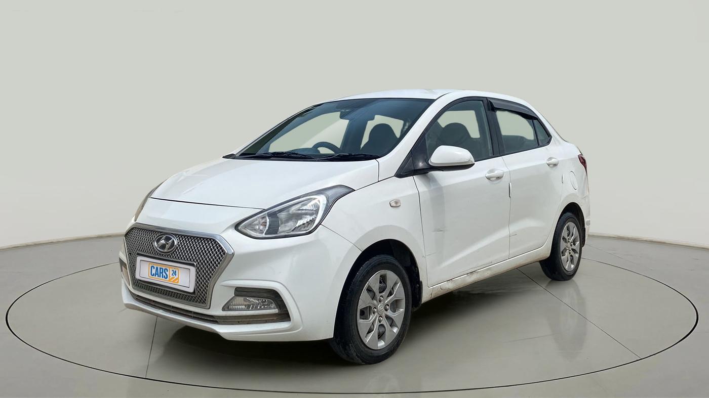 2017 Hyundai Xcent E+, Petrol, Manual, 94,112 km, Left Front Diagonal