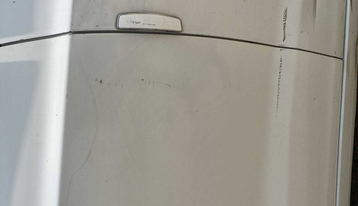 2017 Hyundai Xcent E+, Petrol, Manual, 94,112 km, Right rear door - Slightly dented