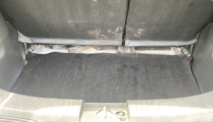 2014 Maruti Ritz VXI, Petrol, Manual, 71,665 km, Boot Inside