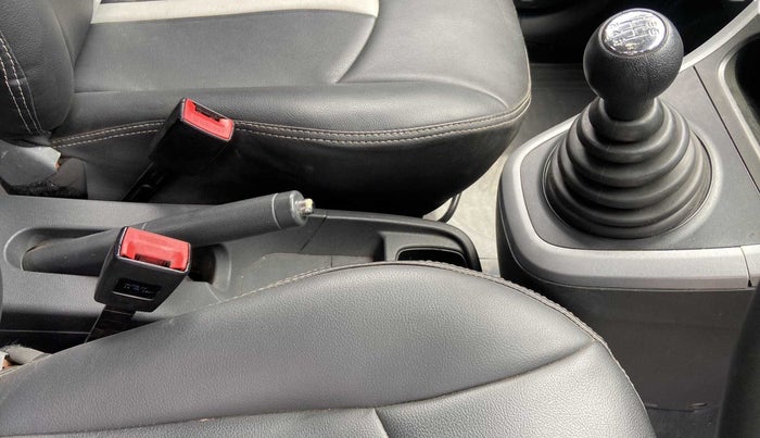 2014 Maruti Ritz VXI, Petrol, Manual, 71,665 km, Gear Lever