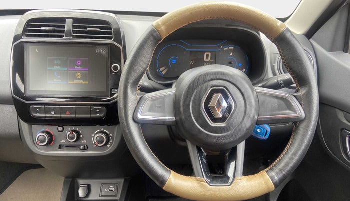 2020 Renault Kwid RXT 1.0 AMT (O), Petrol, Automatic, 11,713 km, Steering Wheel Close Up