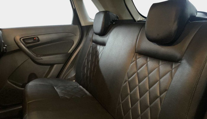 2017 Maruti Vitara Brezza VDI (O), Diesel, Manual, 81,673 km, Right Side Rear Door Cabin