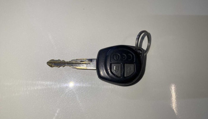 2017 Maruti Vitara Brezza VDI (O), Diesel, Manual, 81,673 km, Key Close Up