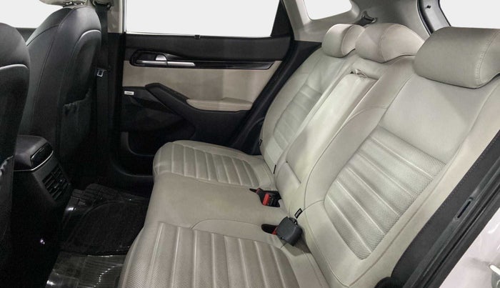2019 KIA SELTOS GTX PLUS DCT 1.4 PETROL, Petrol, Automatic, 27,626 km, Right Side Rear Door Cabin