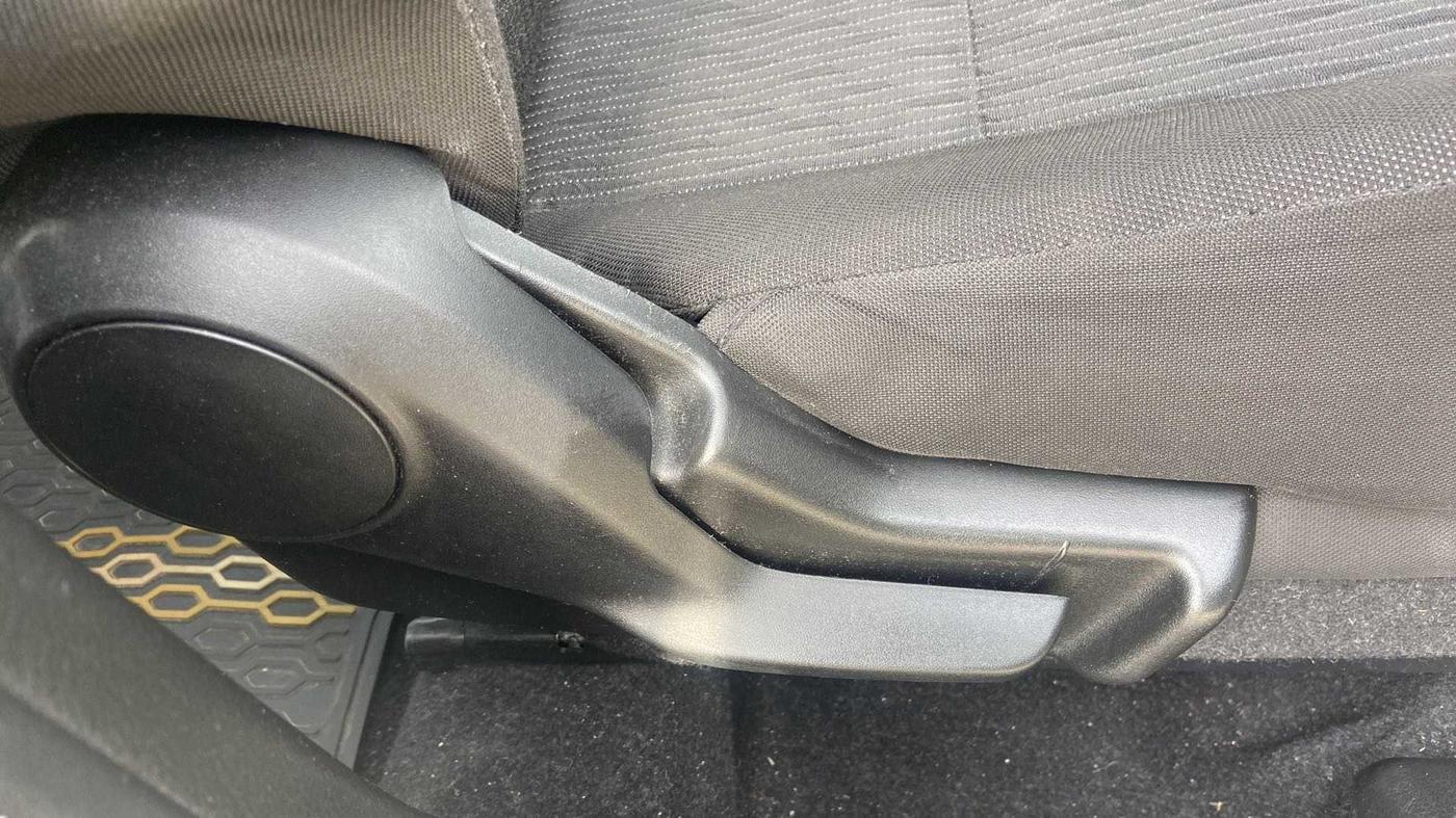 2017 Maruti Baleno DELTA CVT PETROL 1.2, Petrol, Automatic, 39,601 km, Driver Side Adjustment Panel