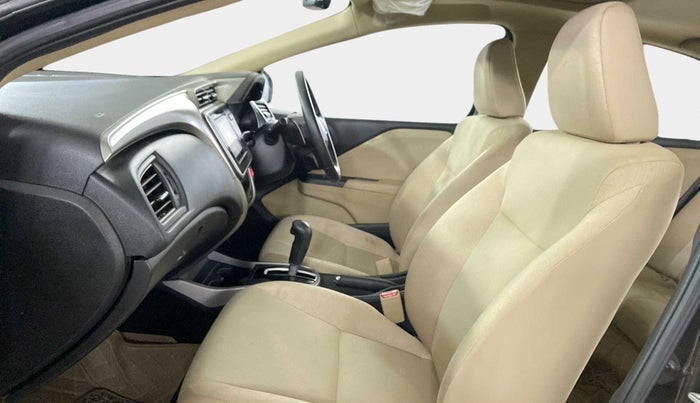 2020 Honda City 1.5L I-VTEC VX CVT, Petrol, Automatic, 30,720 km, Right Side Front Door Cabin